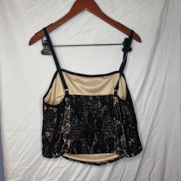 Torrid size 1 - new with tags - corset lace top - Picture 6 of 7